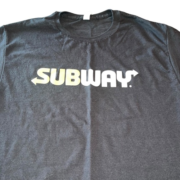 Subway Employee T-Shirt Jerzees Size Medium Black Yellow Cotton/Polyester - Picture 2 of 4